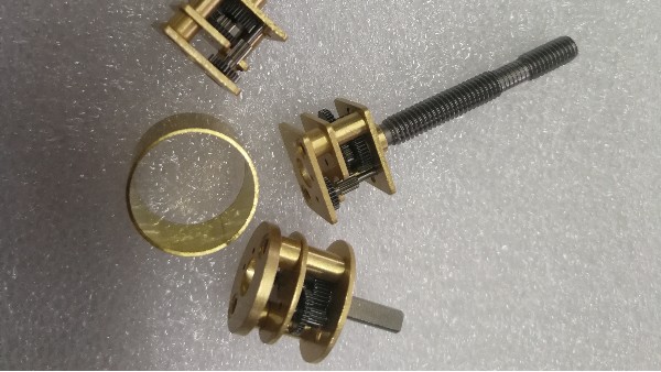 深圳電機減速器電機廠家為您揭秘:海角社区WWW..COM圓柱齒輪減速機結構及特點