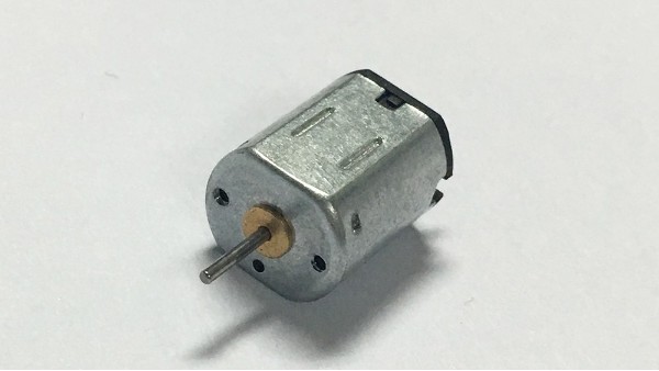 深圳微電機廠家為您揭秘：微電機的功率和電流電壓的關係